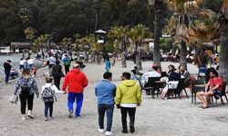 Turizm merkezlerinde "güneşli hava" yoğunluğu