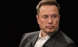 Elon Musk insansı robotlar için tarih verdi