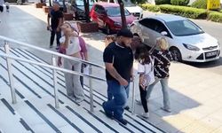 Efeler’de Şüphelinin Kardeşi “Al Bunu Da Çek” Diyerek El Hareketi Yaptı