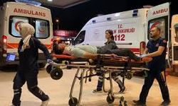 Genç Sürücü Kazada Ağır Yaralandı: Hastanede Yaşam Savaşı Veriyor