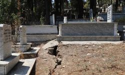 Turgut Mahallesi Mezarlığında Zemin Hareketliliği: Belediye Ekipleri Harekete Geçti
