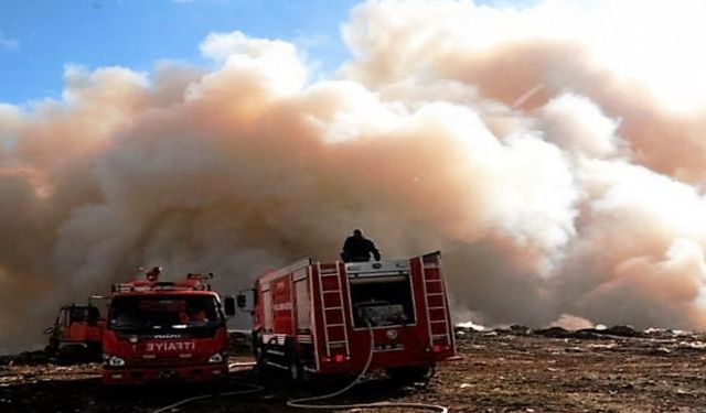 MUĞLA’DA ÇÖPLÜK YANGINI