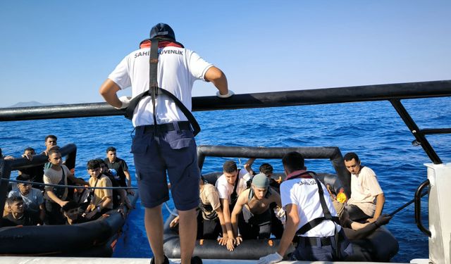 Datça’da Yunanistan’ın geri ittiği 30 düzensiz göçmen kurtarıldı