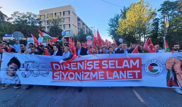 MUĞLA’DA GAZZE’DE YAŞANANLARA TEPKİ YÜRÜYÜŞÜ