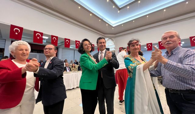 İlk Dans Aras Çiftinden