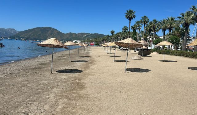 Marmaris'te Ücretsiz Plaj Ve Şezlong