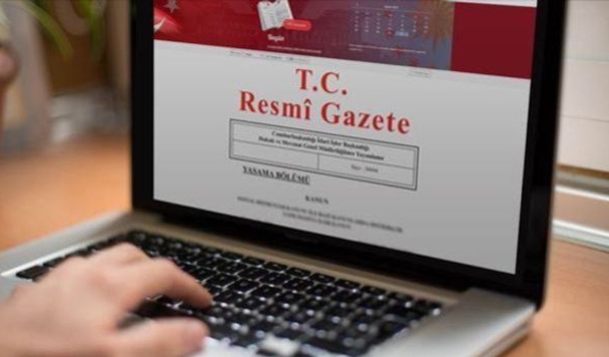 RESMİ GAZETEDE YAYIMLANDI 2 BAKAN DEĞİŞTİ