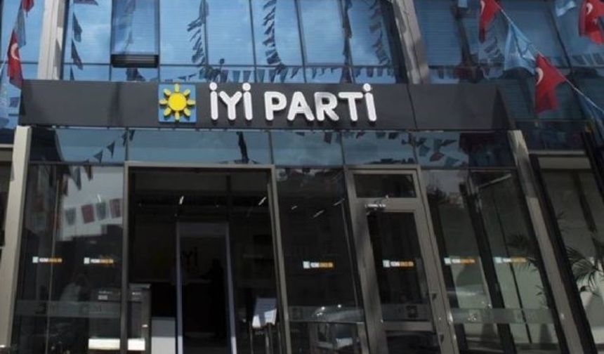 İYİ Parti’de toplu istifa!