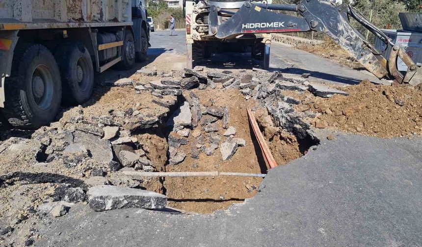 Bodrum’da ana isale hattı patladı