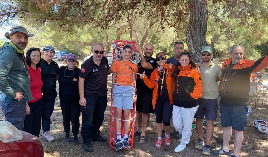 Datça’da Gönüllülere Afetlere Hazırlık Eğitimi