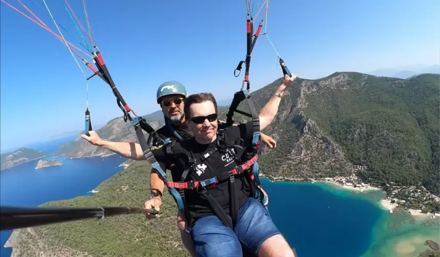 Görme Engelli Turistin Uçuş Hayali Fethiye’de Gerçek Oldu