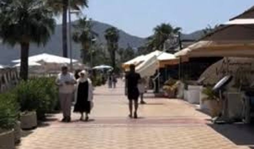 Marmaris’te Esnaf Tedirgin: “Bu Sene Ayakta Kalmak Zor”