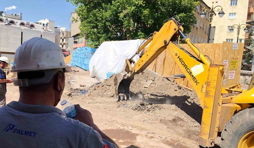Doğalgaz Borusu Delindi, Çevre Sakinleri Büyük Korku Yaşadı