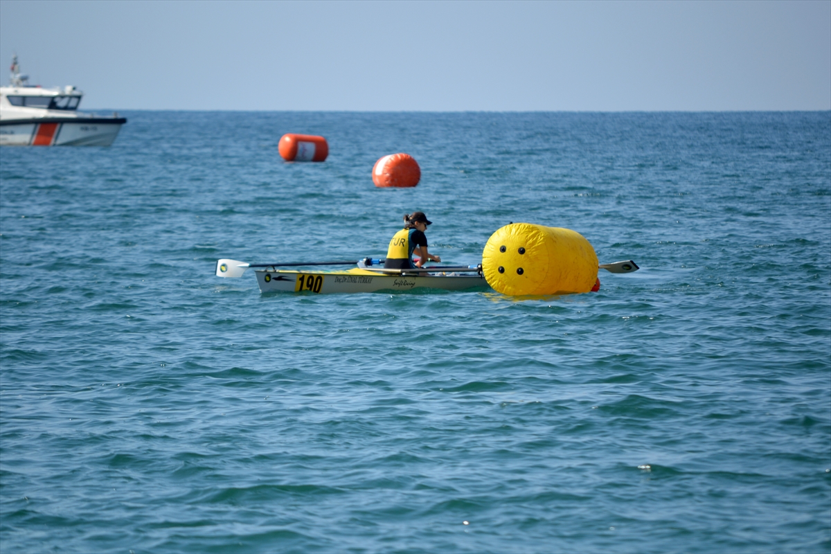 aa-20231014-32404053-32404046-rowing-beach-kurek-sprint-yarisi-fethiyede-basladi.jpg