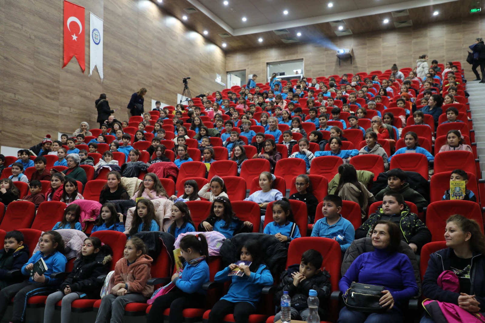 Büyükşehir’den Çocuklarla Edebiyat Dolu Bir Gün (8)